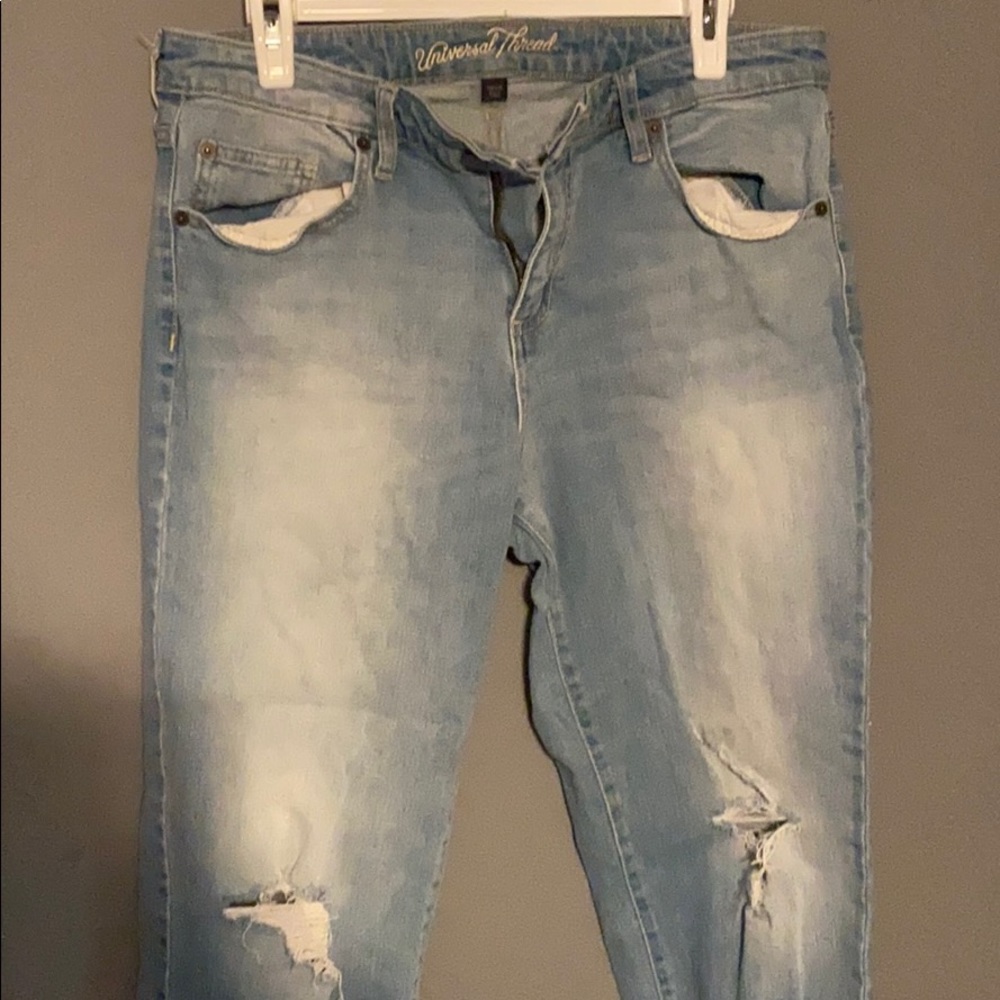 Ankle cropped jeans